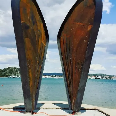 Kate - Wake Up To The Sea, Terrace, Garden & Parking, - Dalmatia Appartamento