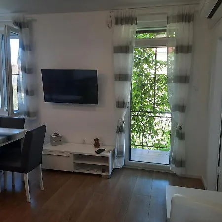 Apartment Kate With Sea View, Balcony And Parking, Murter, Dalmatia Murter
