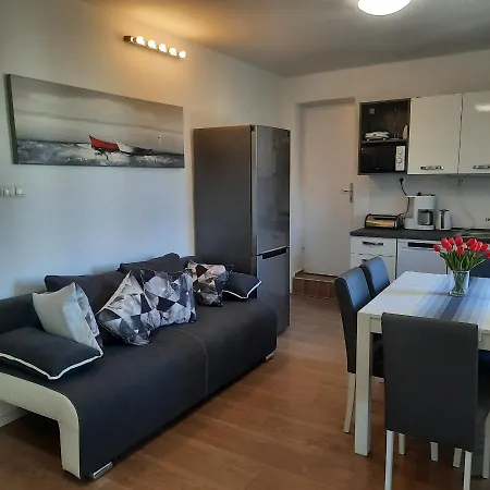 Kate - Wake Up To The Sea, Terrace, Garden & Parking, - Dalmatia *