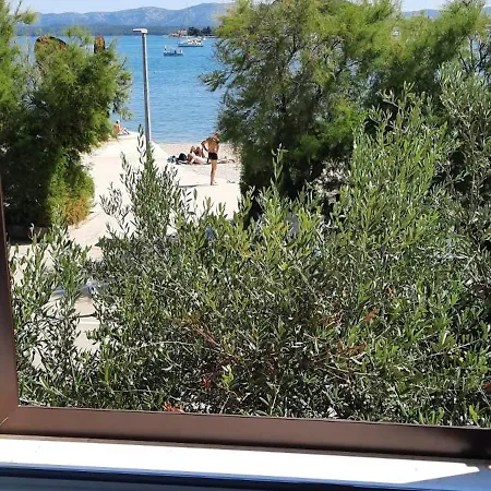 Kate - Wake Up To The Sea, Terrace, Garden & Parking, - Dalmatia * Murter