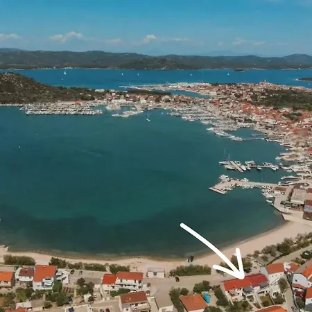 Apartment Kate With Sea View, Balcony And Parking, Murter, Dalmatia Murter