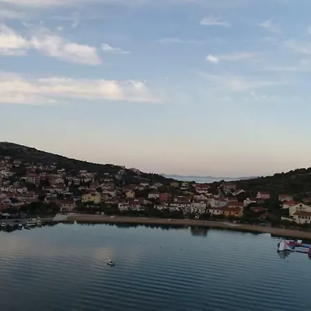 Kate With Sea View, Balcony And Parking, Murter, Dalmatia Apartment