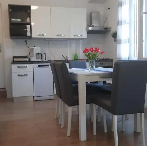 Kate - Wake Up To The Sea, Terrace, Garden & Parking, - Dalmatia Murter