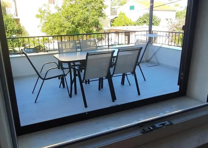 Apartman Kate - Wake Up To The Sea, Terrace, Garden & Parking, - Dalmatia Murter