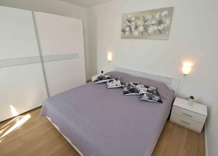 公寓 Kate - Wake Up To The Sea, Terrace, Garden & Parking, - Dalmatia *