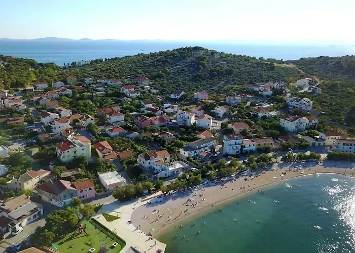 Kate - Wake Up To The Sea, Terrace, Garden & Parking, - Dalmatia Murter